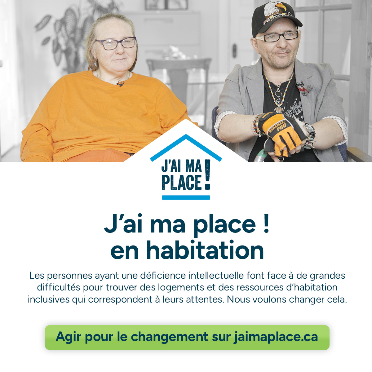 Visuel promotionnel de la campagne ''J'ai ma place'' avec une femme et un homme assis côte à côte.