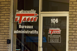 Façade du bureau administratif des Immeubles Tassé